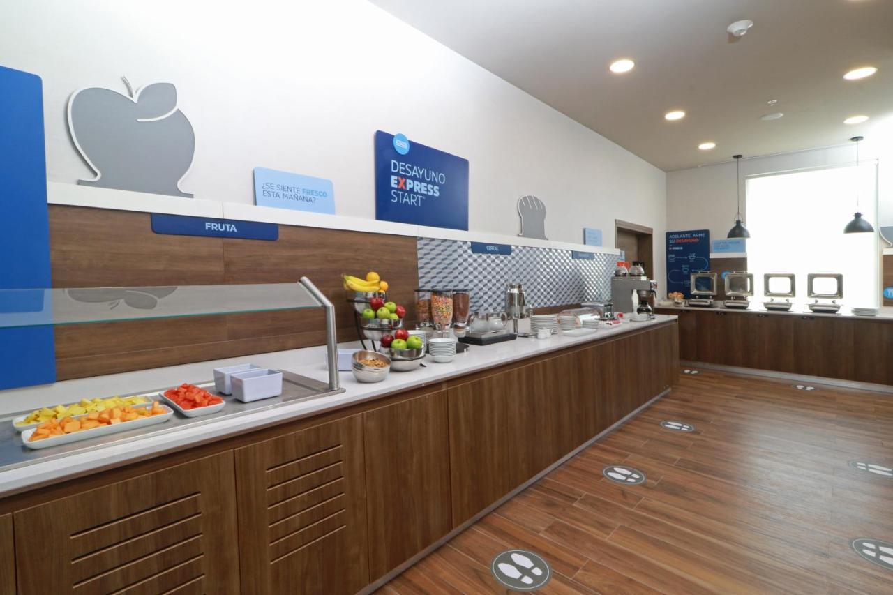 Holiday Inn Express - Monterrey - Fundidora By Ihg エクステリア 写真