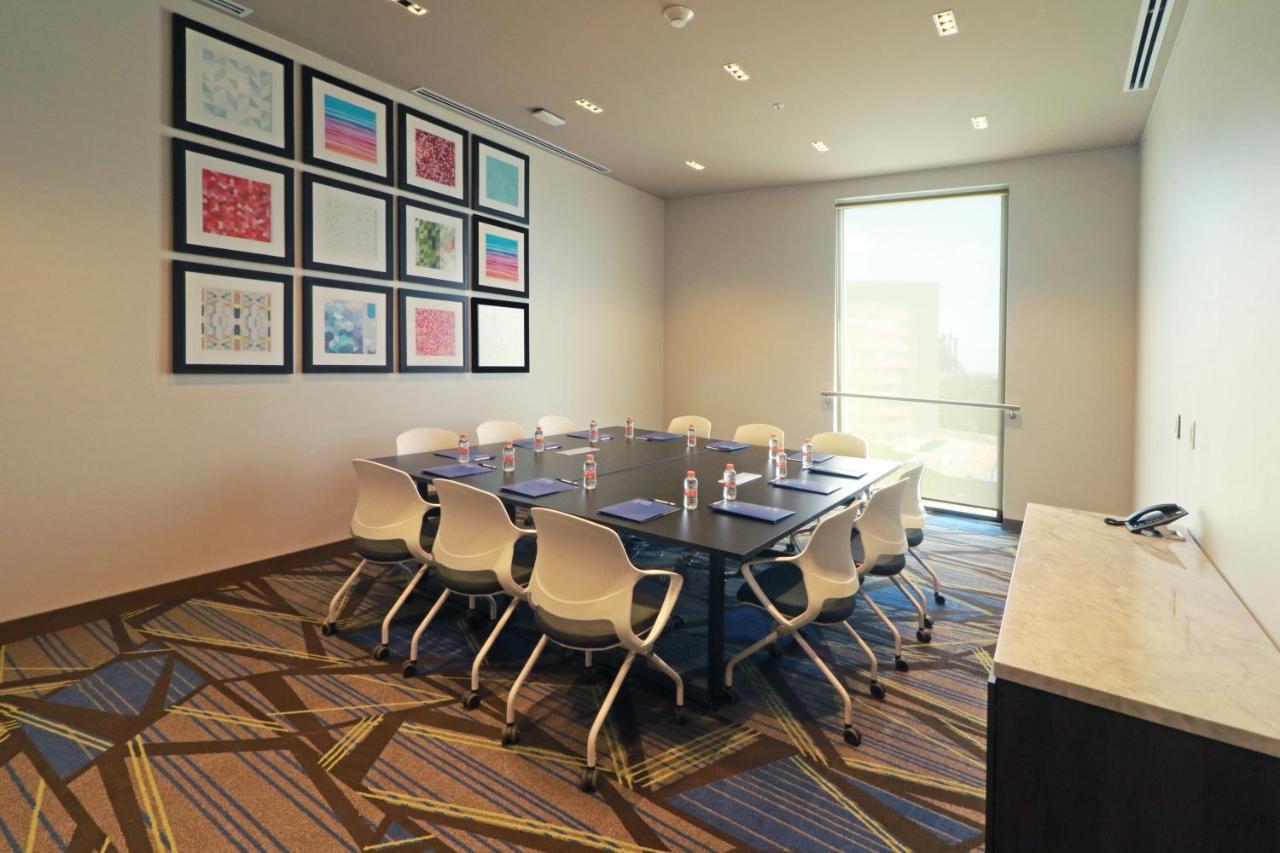 Holiday Inn Express - Monterrey - Fundidora By Ihg エクステリア 写真
