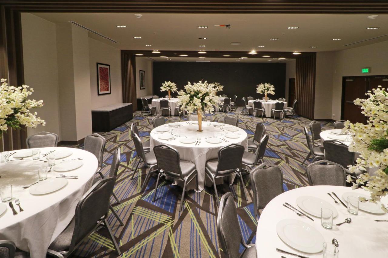 Holiday Inn Express - Monterrey - Fundidora By Ihg エクステリア 写真