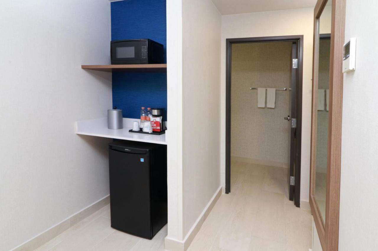 Holiday Inn Express - Monterrey - Fundidora By Ihg エクステリア 写真