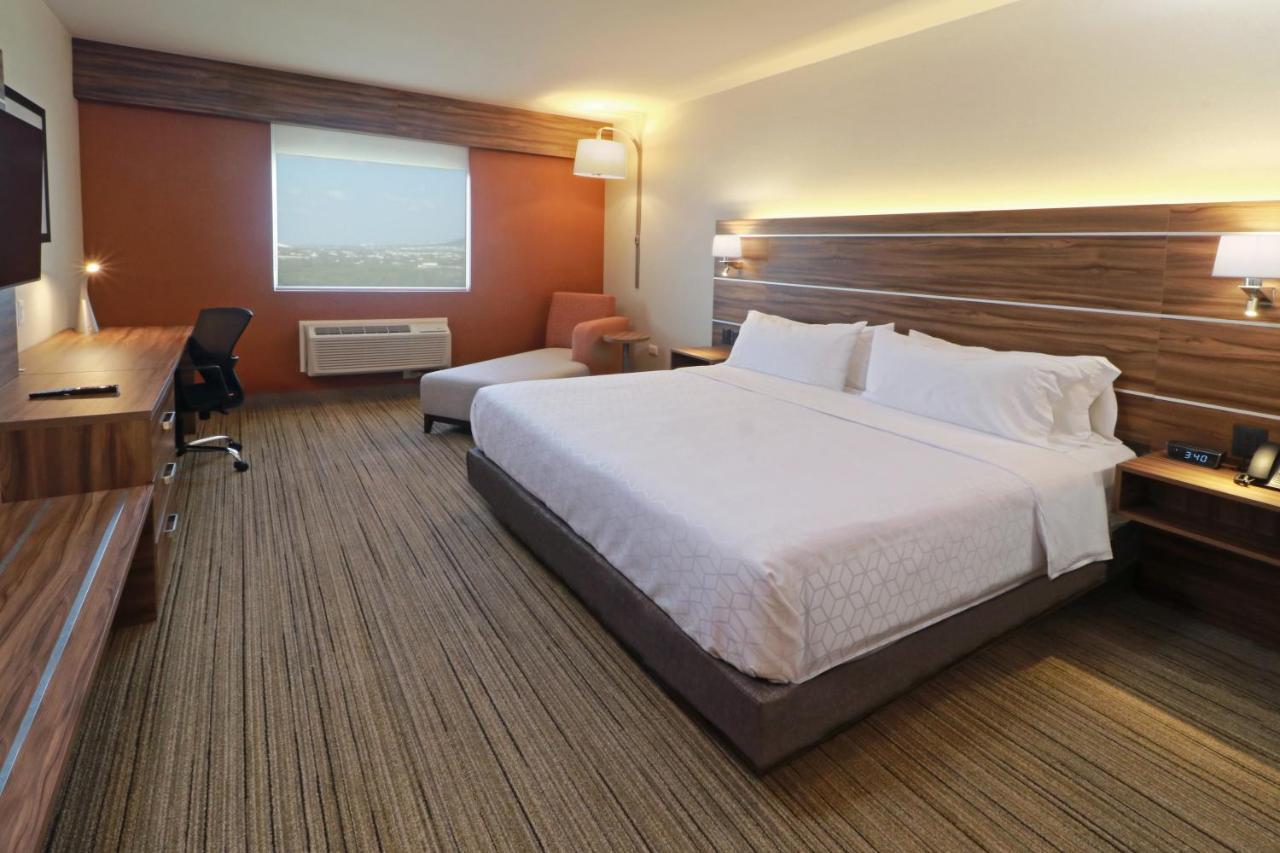 Holiday Inn Express - Monterrey - Fundidora By Ihg エクステリア 写真