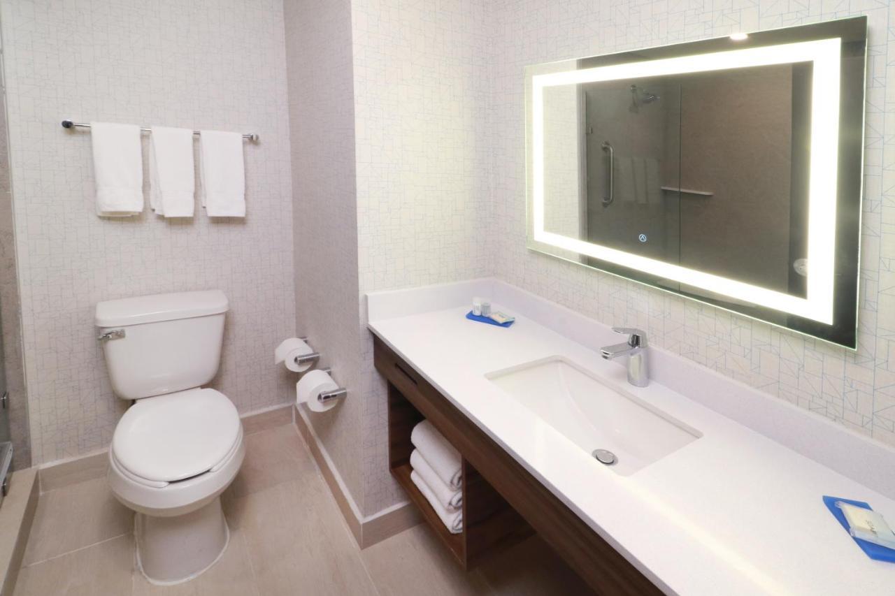 Holiday Inn Express - Monterrey - Fundidora By Ihg エクステリア 写真