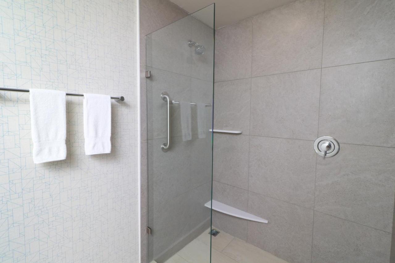 Holiday Inn Express - Monterrey - Fundidora By Ihg エクステリア 写真